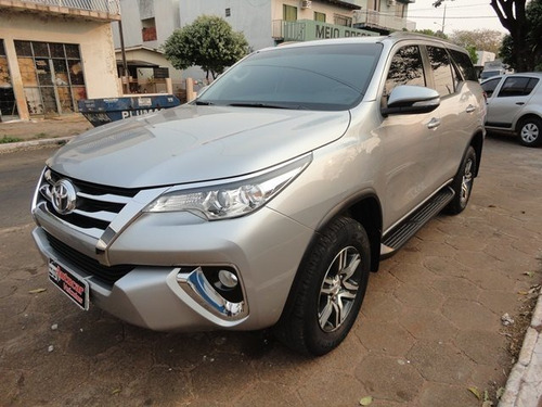Toyota Hilux Sw4 2.7 Sr 4x2 16v Flex 4p Automático