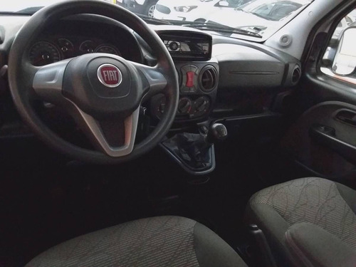 Imagem 2 de 8 de Fiat Doblò 1.8 Mpi Essence 7l 16v Flex 4p Manual