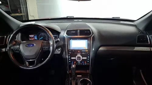 Ford Explorer 3.5 SPORT V6 4WD AT