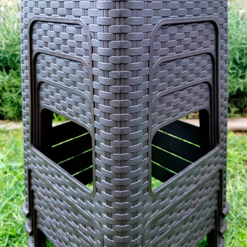 Imagen 6 de 8 de 4 Bancos De Plástico Tipo Rattan Para Jardín O Casa