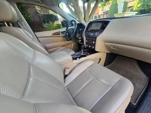 Nissan Pathfinder 3.5 Exclusive Cvt