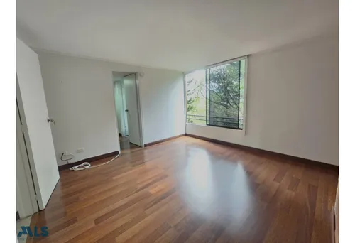 Amplios Espacios Y Excelente Ubicacion(mls#255253)