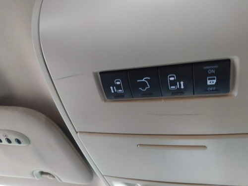 Imagen 10 de 15 de Chrysler Town & Country 2016 3.6 Touring Piel At