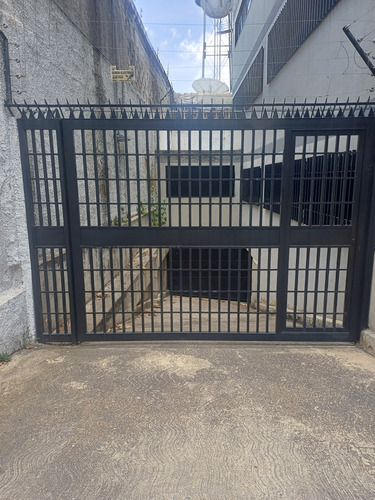 Edificio Industrial En Venta Boleita Norte