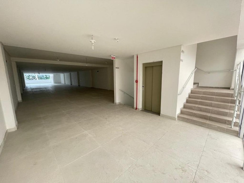 Imagem 5 de 17 de Prédio Comercial Com 5 Andares No Estreito - Pr0092
