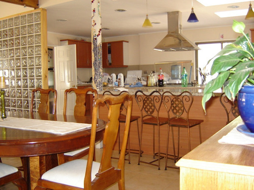 Parcela, Con 2 Casas, En Condominio, Con Piscina
