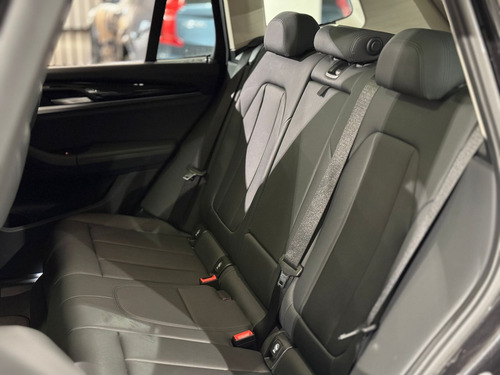 BMW X3 2.0 sDrive20iA At
