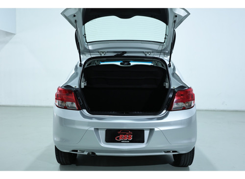 Chevrolet Onix 1.0 MPFI LS 8V FLEX 4P MANUAL