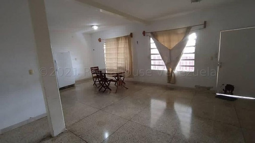 Imagen 2 de 11 de 23-6198 Dm/agp ¡es Para Ti Apartamento En Venta Urb. El Llanito