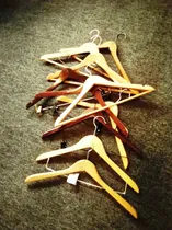 Comprar Percheros (ganchos)de Madera Para El Closet Impecables, Papá