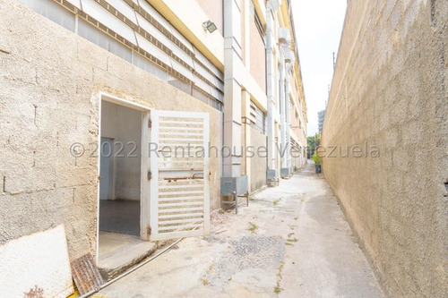 Edificio Industrial En Venta En La California Norte Mls #23-7537