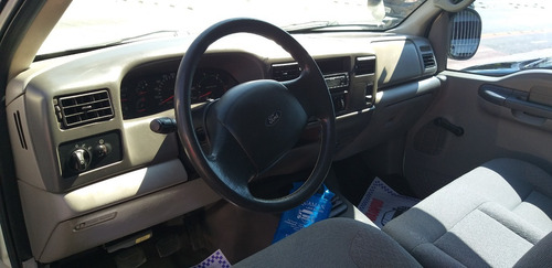 Ford - F250 6cc Turbo Diesel - 2001