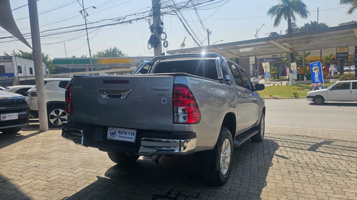 Toyota Hilux Hilux 2.7 SRV CD 4x2 (Flex) (Aut)