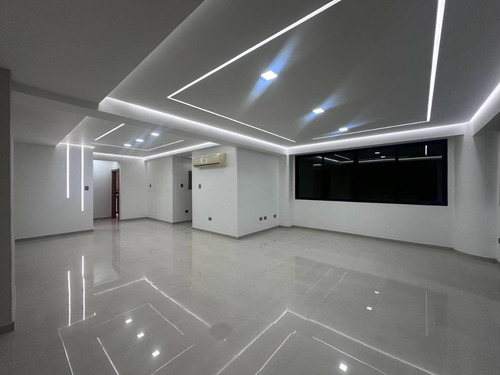 Se Vende Apartamento En La Trigaleña Valencia