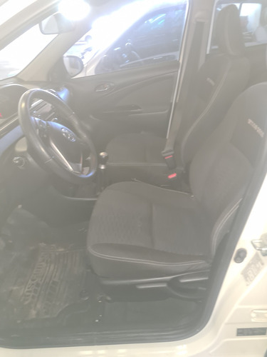 Toyota Etios 1.5 Cross