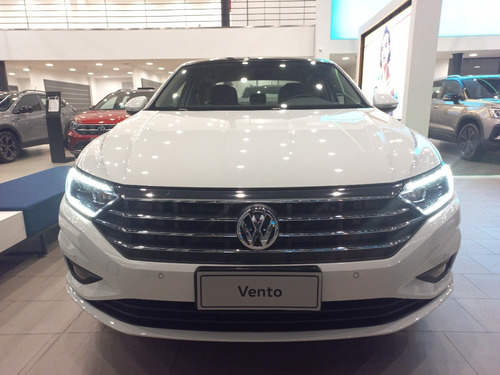 Imagen 2 de 16 de Volswagen Vento Highline 1.4 T 150 Cv 0km Aj