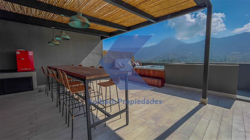 Venta Penthouse Triplex Vista Despejada Cerro Manquehue