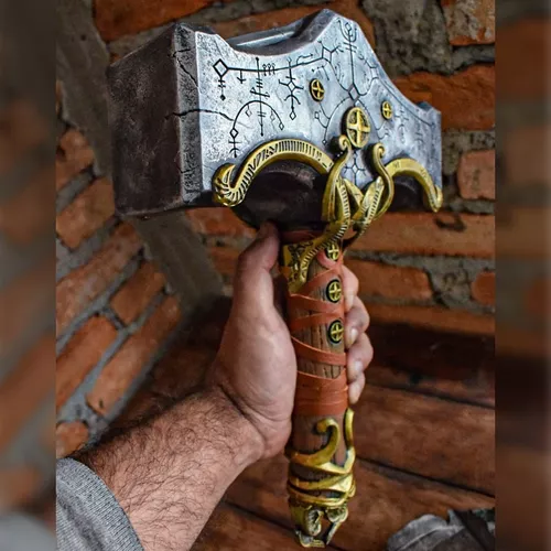 Mjölnir - Martelo de Thor de God of War Ragnarok Kratos