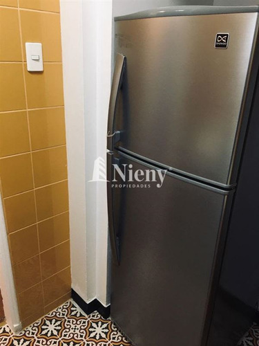 Departamento En Venta De 1 Dorm. En Santiago