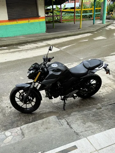 Yamaha Fz