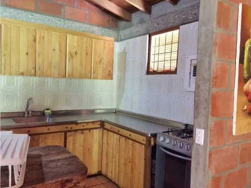 Finca En Venta, Vereda Chaparral, Guarne Antioquia