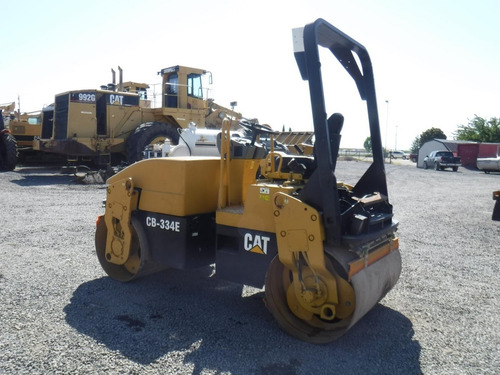 Imagen 4 de 12 de Compactador Caterpillar Cb-433e Año 2006 Folio 15144
