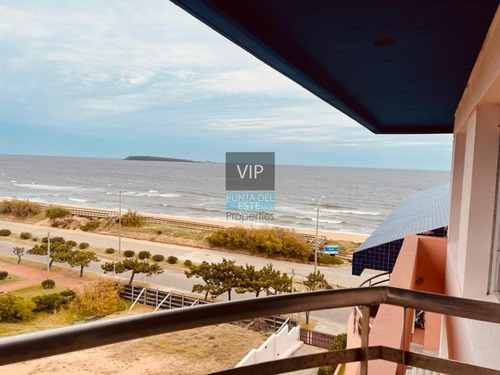 Vendo Penthouse En Playa Mansa- Ref: 541