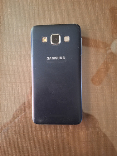 Samsung Galaxy A3 16 Gb Blanco Perla 1.5 Gb Ram Blanco (Usado)