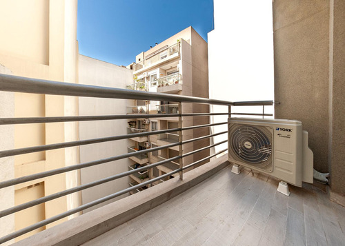 Venta Departamento En Palermo Piso Entero Con Balcón. 4 Ambientes Con Dependencia