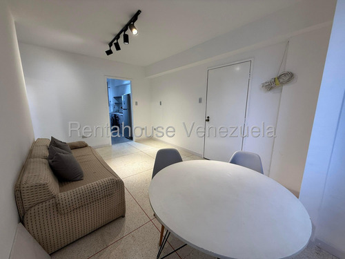 Estupendo Apartamento En Alquiler. J.g. Cod: 25-24860.
