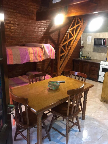 Complejo De Alquiler Temporario Con Piscina Climatizada