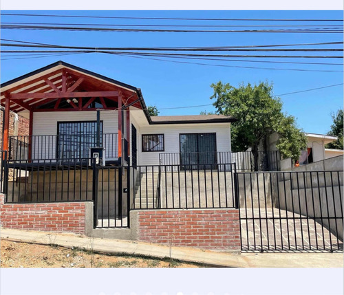 Nueva, 3 Dormitorios 2 Baños