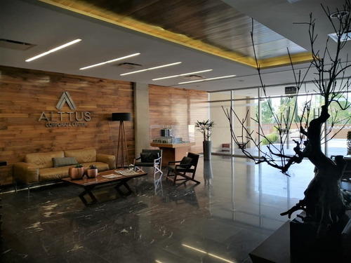 Imagen 3 de 14 de Rento Oficina Amueblada, Edificio Alttus, San Luis