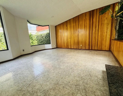 Casa En La Virgen En Metpec Dentro De Residencial Con Amplio Jardin