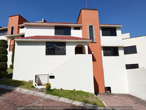 Casa En  Paseos Del Bosque