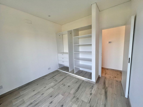Imagen 10 de 18 de Antonini Modet - Casa En Venta En San Ramon - Pilar Del Este