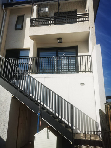 Imagen 18 de 22 de Hermosa Casa Barrio El Rosal(vende Dueño)