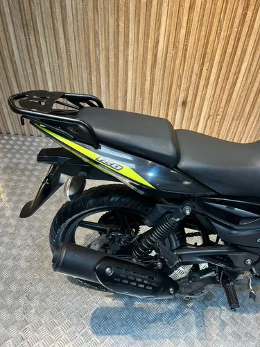 Bajaj Pulsar 180 Fi 2022