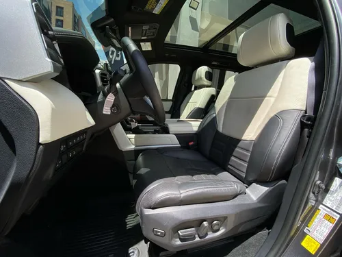 Toyota Sequoia Capstone Hibrida