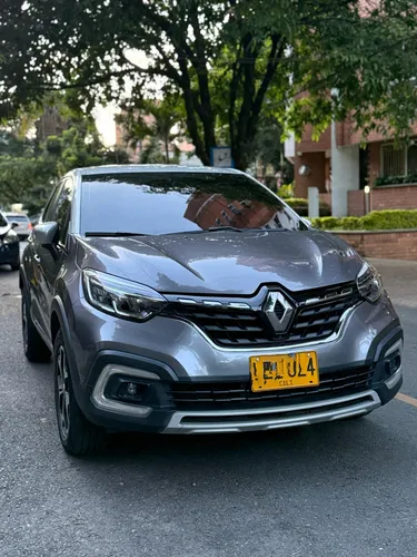 Renault Captur 1.3 T Iconic Cvt