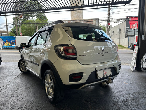 Renault Sandero 1.6 16V SCE FLEX STEPWAY MANUAL