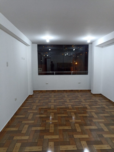 Alquila Minidepartamento 30m^2  A 1 Cuadra De Plaza Norte