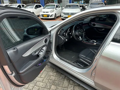 Mercedes-Benz Clase C 1.6 Limited Plus