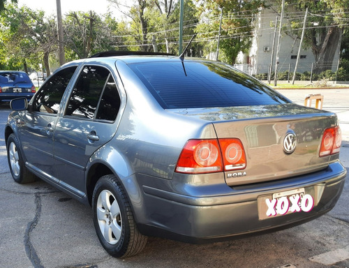 Volkswagen Bora 2.0 Trendline 115cv 2011