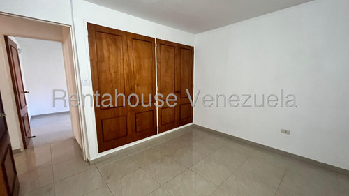 Apartamento En Alquiler Colinas De La Tahona Mls #25-14026