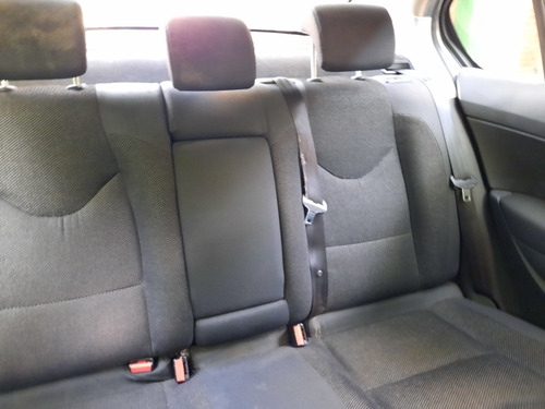 Imagen 9 de 12 de Peugeot 408 2.0 Allure 143cv 2012