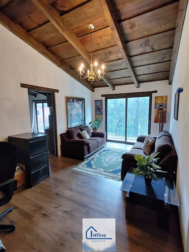 Casa Estilo Colonial Con Local Comercial A Orilla Carretera