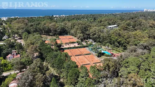 3 Amb, En Planta Baja A Estrenar En Punta Del Este.