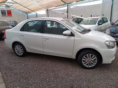 Toyota Etios 1.5 Sedan Xls 2015