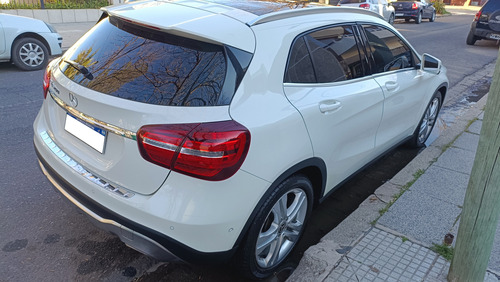 Mercedes-Benz Clase GLA 1.6 Gla200 Urban 156cv